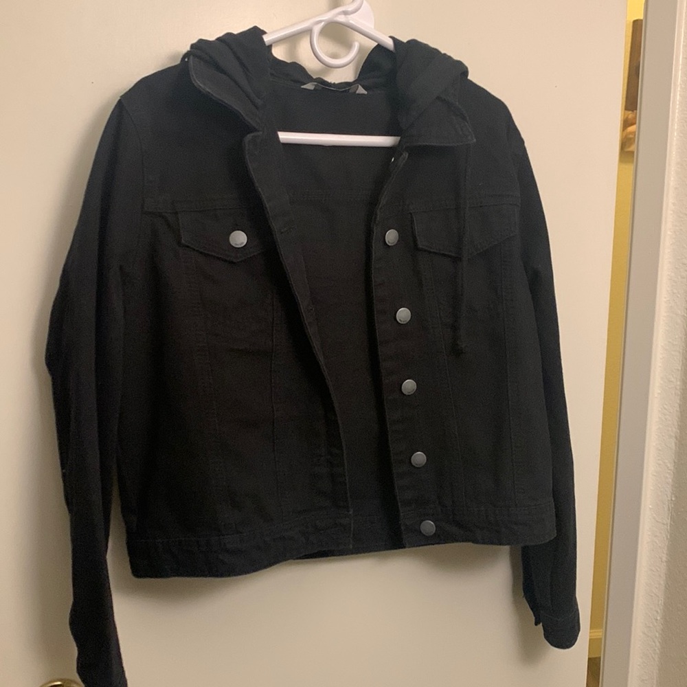 Women’s black jean jacket with hood